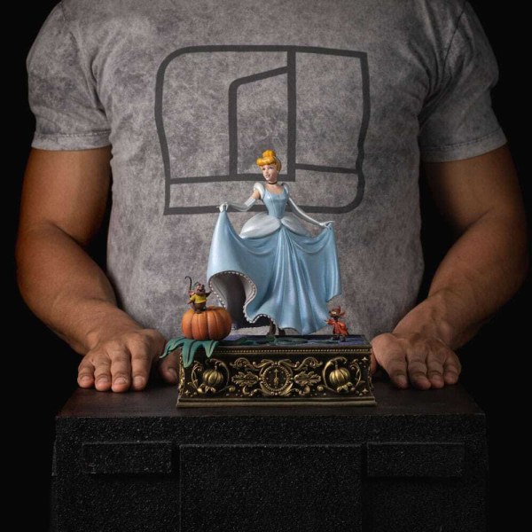 Disney Classics Statuette 1/10 Art Scale Aschenputtel 25 cm