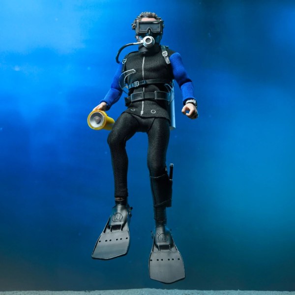 DER WEIßE HAI – 20 CM BEKLEIDETE ACTIONFIGUR – HOOPER (HAIKÄFIG)