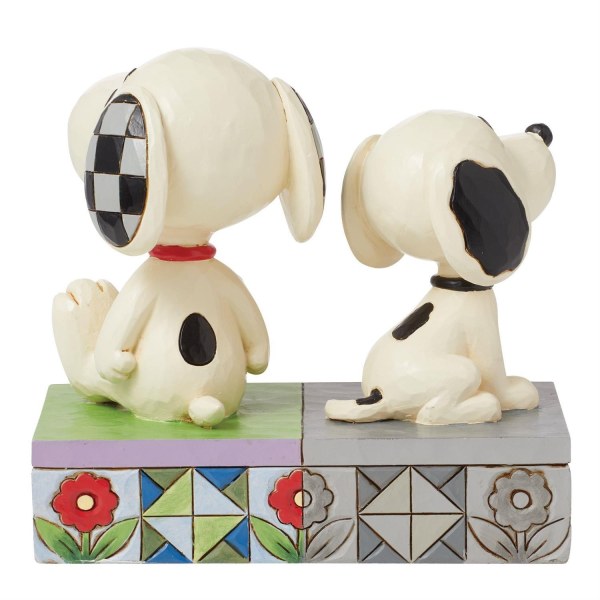 Snoopy der 1950er und der heutige Snoopy – Peanuts
