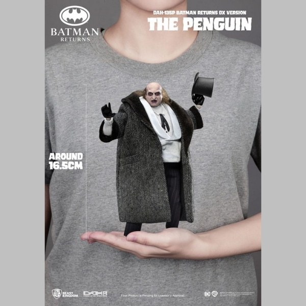 Batman Returns The Penguin DX Figur 17 cm