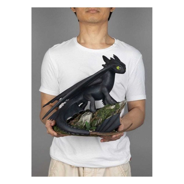 Drachenstatuette Master Craft Stehend Ohnezahn 31 cm