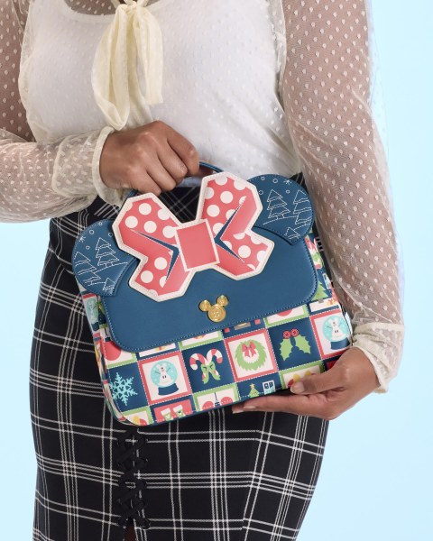 MICKEY UND MINNIE UMHÄNGETASCHE - DISNEY LOUNGEFLY