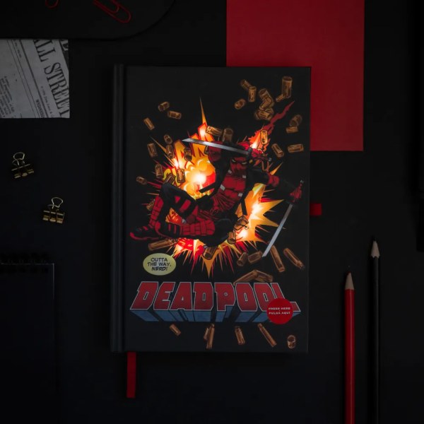 PREMIUM A5 NOTIZBUCH MIT LICHT - MARVEL DEADPOOL