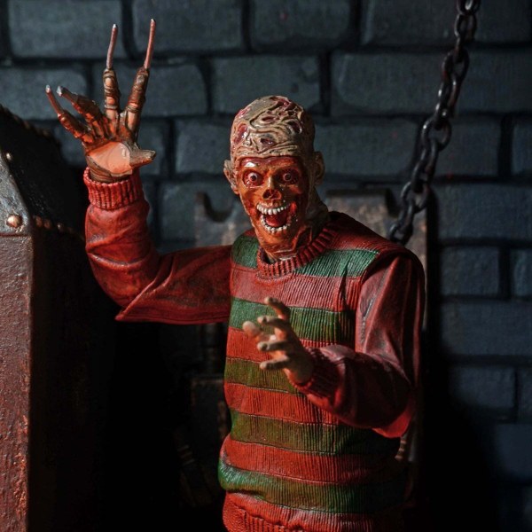 NIGHTMARE ON ELM ST. 30. JUBILÄUM - 18 cm ACTIONFIGUR - ULTIMATE FREDDY
