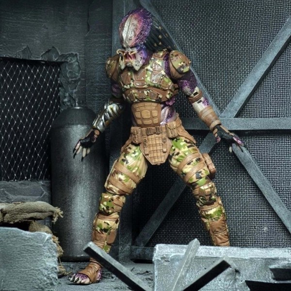 PREDATOR (2018) - 18 cm große Actionfigur - Ultimativer Gesandter 1