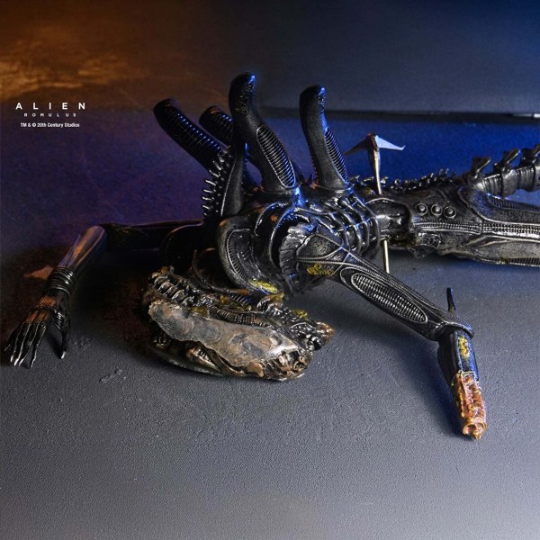 ALIEN: ROMULUS – 18 cm große Actionfigur – DELUXE Exemplar des hängenden Labor-Xenomorphs XX121