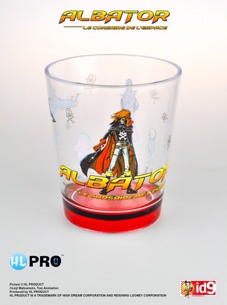 Captain Harlock steht in einem Plastikglas - Captain Harlock
