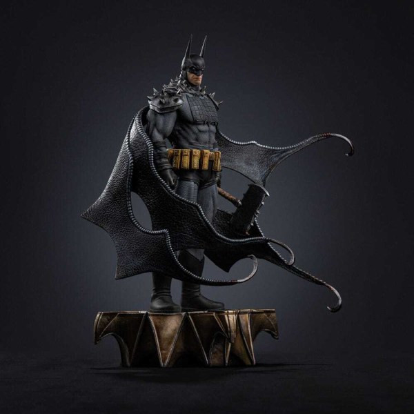 Batman Absolute Art Scale 26 cm – Iron Studios DC Comics