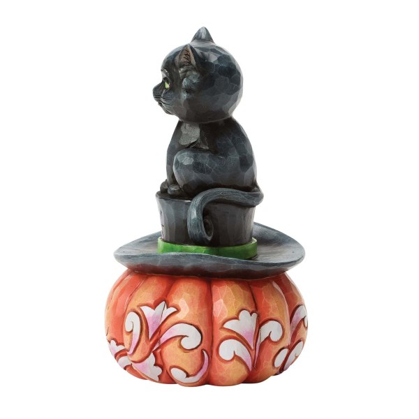 Schwarze Katze sitzt auf einem Hut - HEARTWOOD CREEK