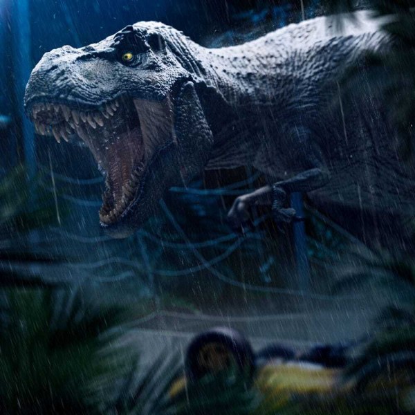 Jurassic Park Icons T-Rex-Angriff-Statuette 15 cm
