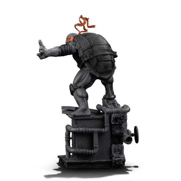 Ninja Turtles-Figur im Maßstab 1:10, Art Scale, Michelangelo-Schwarz-Weiß-Variante, 26 cm