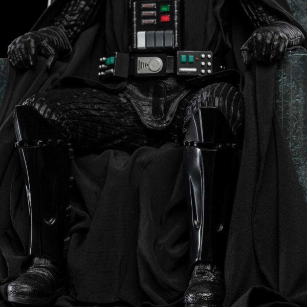 Star Wars Statue im Art Scale 1:10, Darth Vader auf dem Thron, 18 cm