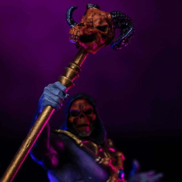 Skeletor Disco Art Scale , 28 cm (exklusiv bei HEO) – Iron Studios Masters of the Universe