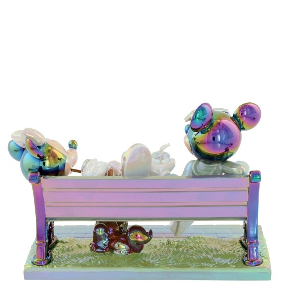MICKEY & MINNIE AUF DEM STUHL – FIGUR MIT GALAZIERTER OBERFLÄCHE – DISNEY SHOWCASE