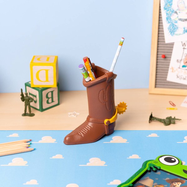 Toy Story Woody Stiefel-Stiftehalter mit Schreibwarenset – 16 cm