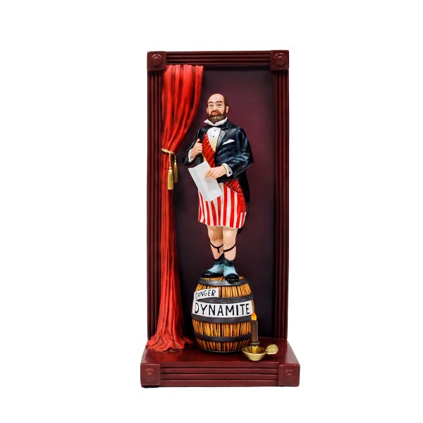 Geisterhaus – Dynamite Gentleman Portrait – Disney Showcase