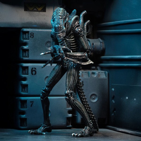 ALIEN - 7" ACTIONFIGUR - ULTIMATE ALIENS WARRIOR 1986 (BLAU)