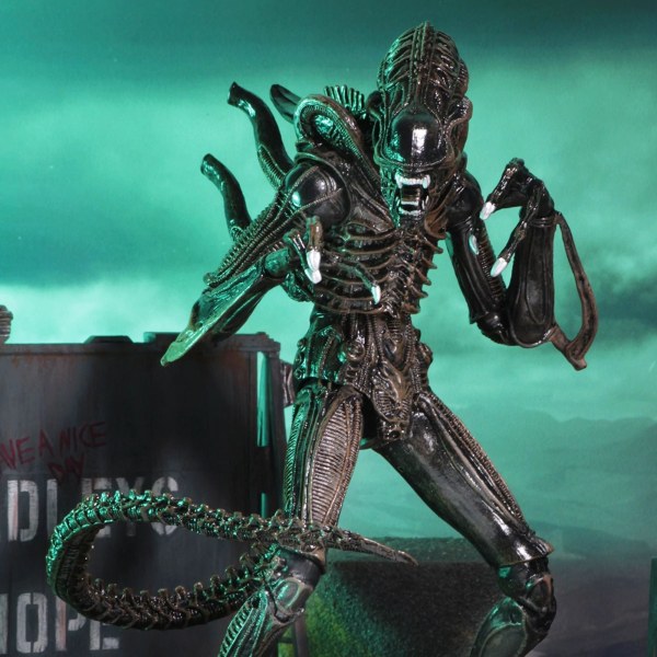 ALIEN - 7" ACTIONFIGUR - ULTIMATE ALIENS WARRIOR 1986 (BRAUN)