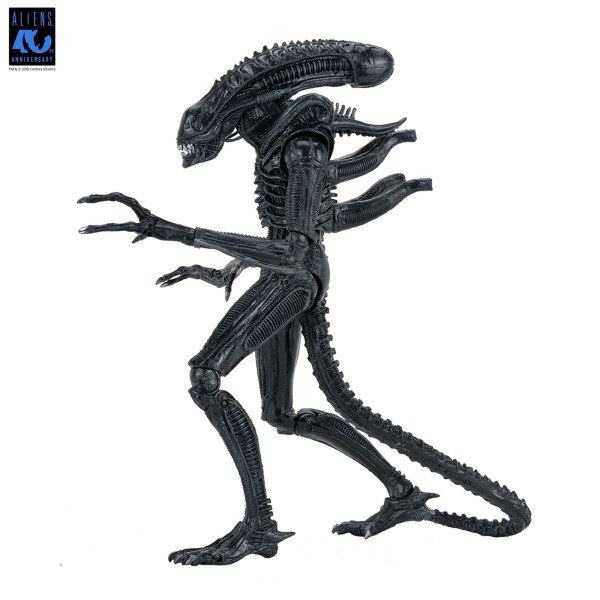ALIENS - 7" SCALE ACTIONFIGUR - 40. JAHRESTAG ULTIMATE WARRIOR XENOMORPH (SCHWARZ)