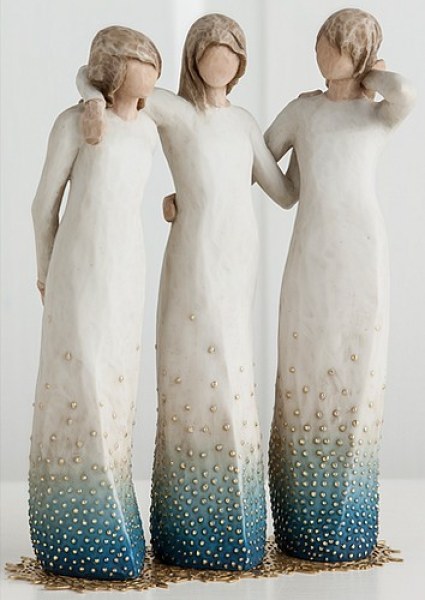 WILLOW TREE BY MY SIDE FIGURE (FREUNDE UND SCHWESTERN)
