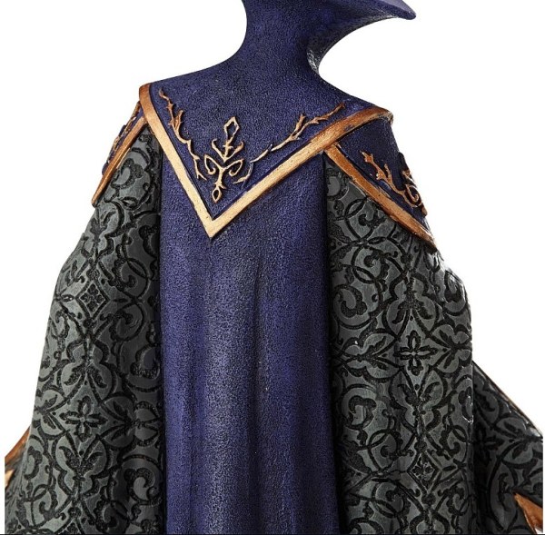 MALEFICENT ROYAL POSE DISNEY HAUTE COUTURE SHOWCASE