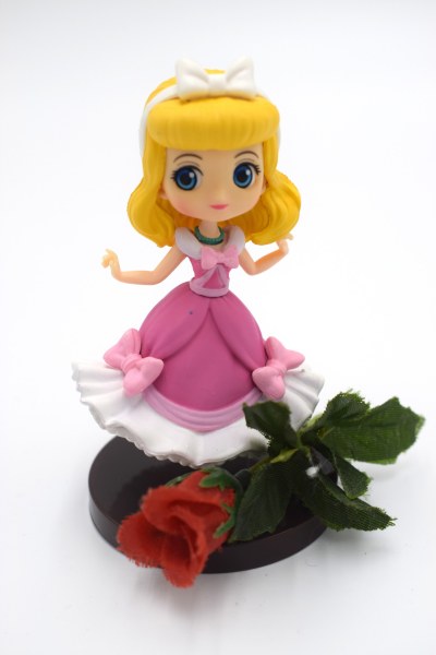 MINI-CINDERELLA – DISNEY Q CHEEKS