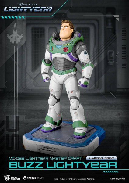 BUZZ LIGHTYEAR – DISNEY MASTERCRAFT