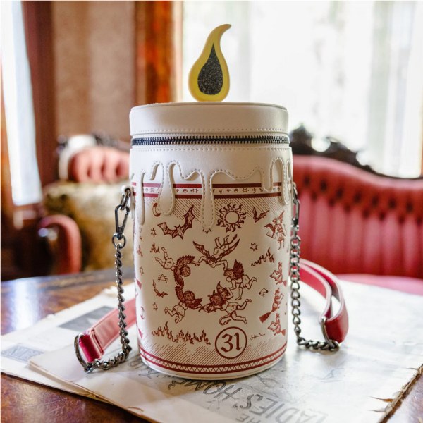 BLACK FLAME HOCUS POCUS UMHÄNGETASCHE (LEUCHT IM DUNKEL) – DISNEY LOUNGEFLY