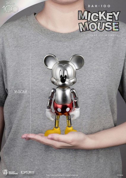 MICKEY 100 JAHRE WUNDER – DYNAMISCHE ACTION-HELDEN