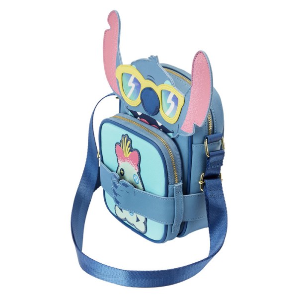 TASCHENSTICH BEACH DAY – DISNEY LOUNGEFLY