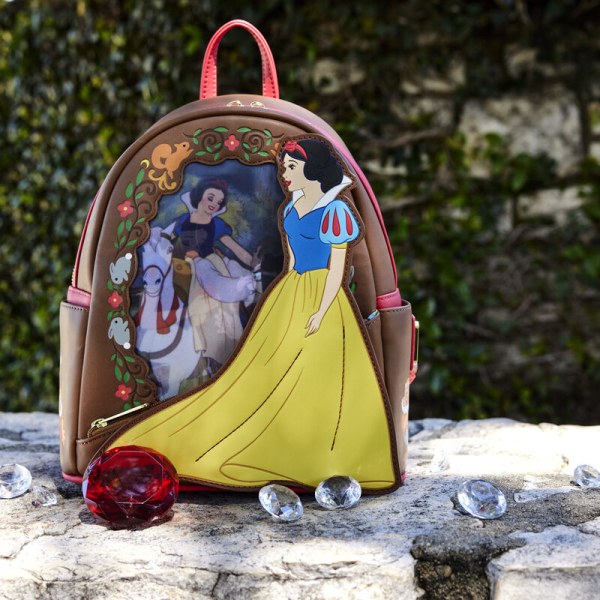 MINI-RUCKSACK SNOW WHITE LANTICULAR PRINCESS SERIES – DISNEY LOUNGEFLY