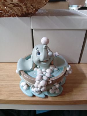 Disney Dumbo Figur in der Badewanne, 10 cm