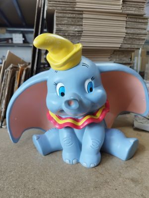 Dumbo 3D-Gartenstatue – Disney