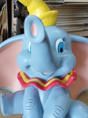 Dumbo 3D-Gartenstatue – Disney