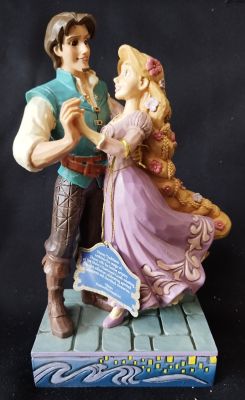 RAPUNZEL & FLYNN LIEBEN – DISNEY-TRADITIONEN