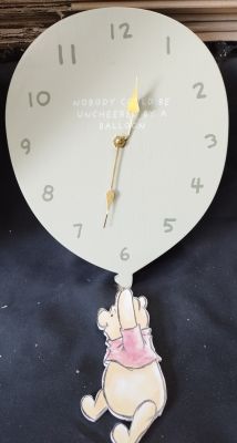 Disney Winnie Puuh Ballon-Wanduhr